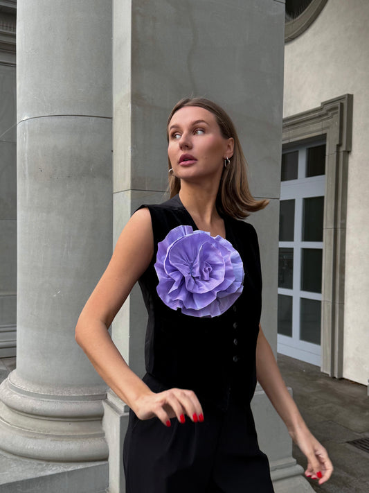 VELVET VEST “PURPLE NYMPHAEA”