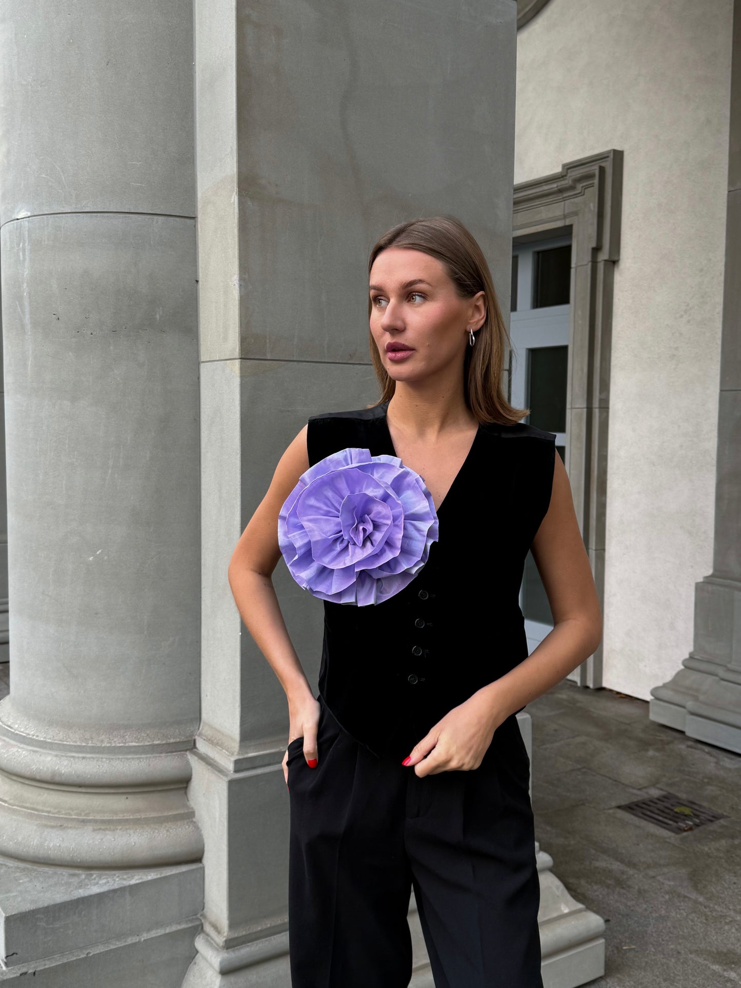 VELVET VEST “PURPLE NYMPHAEA”