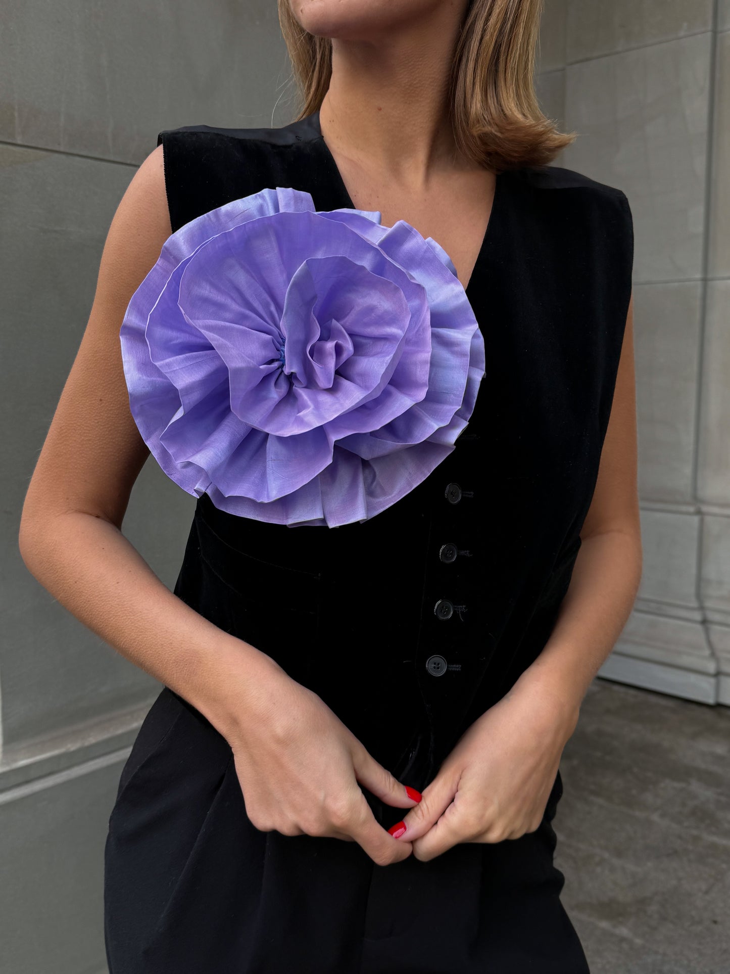 VELVET VEST “PURPLE NYMPHAEA”