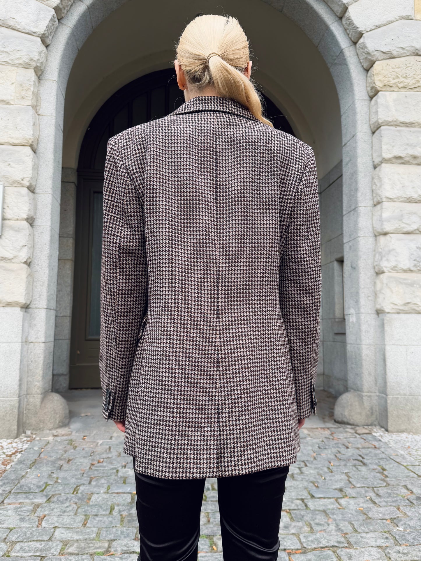 FITTED BLAZER “RED MOON”